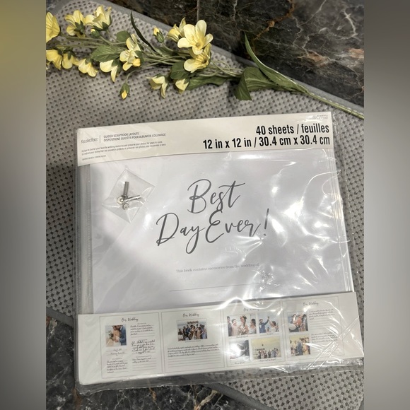 Recollections Scrapbooking Paper - Picture 1 of 3